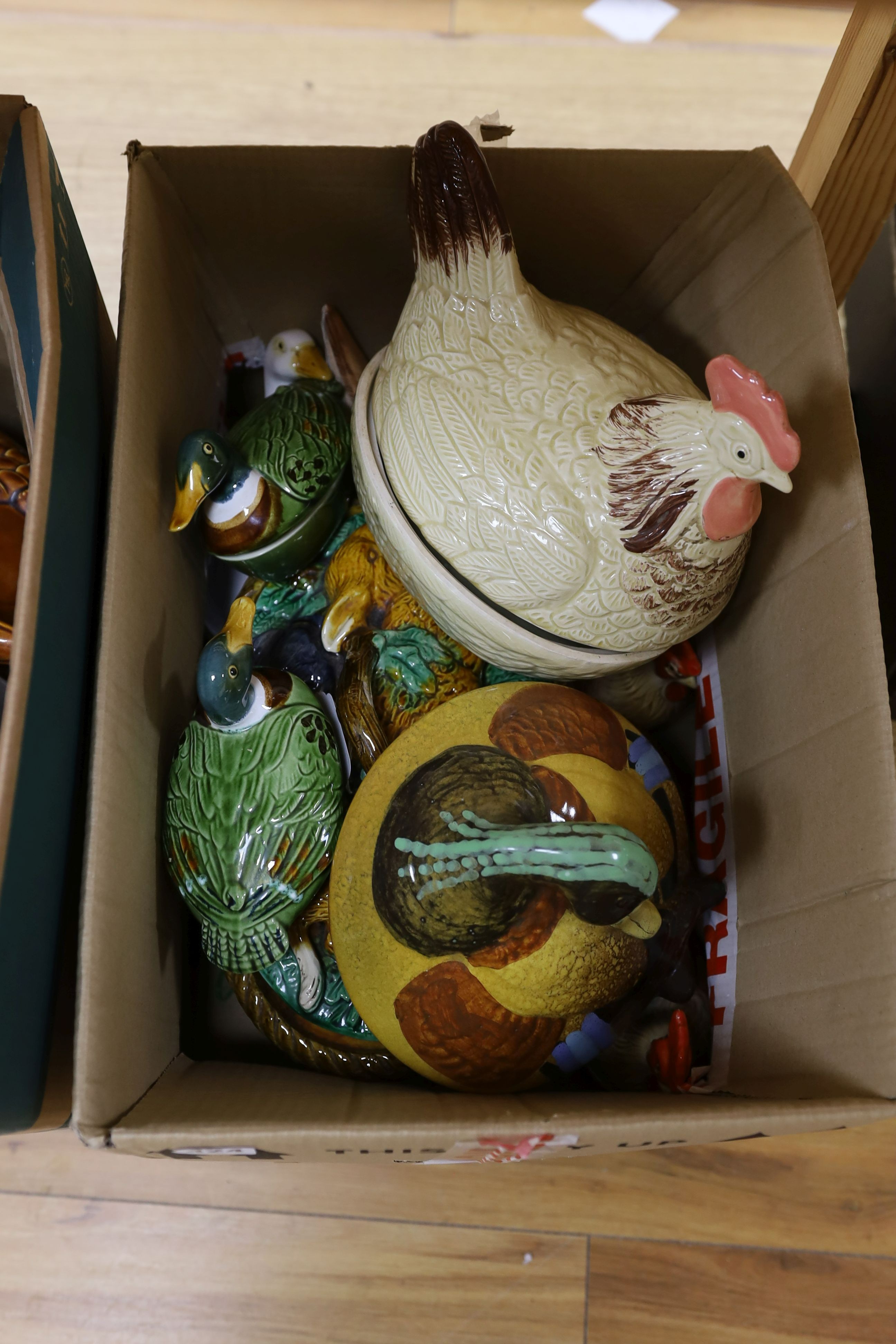 A quantity of ceramic chicken and duck egg baskets (2 boxes)